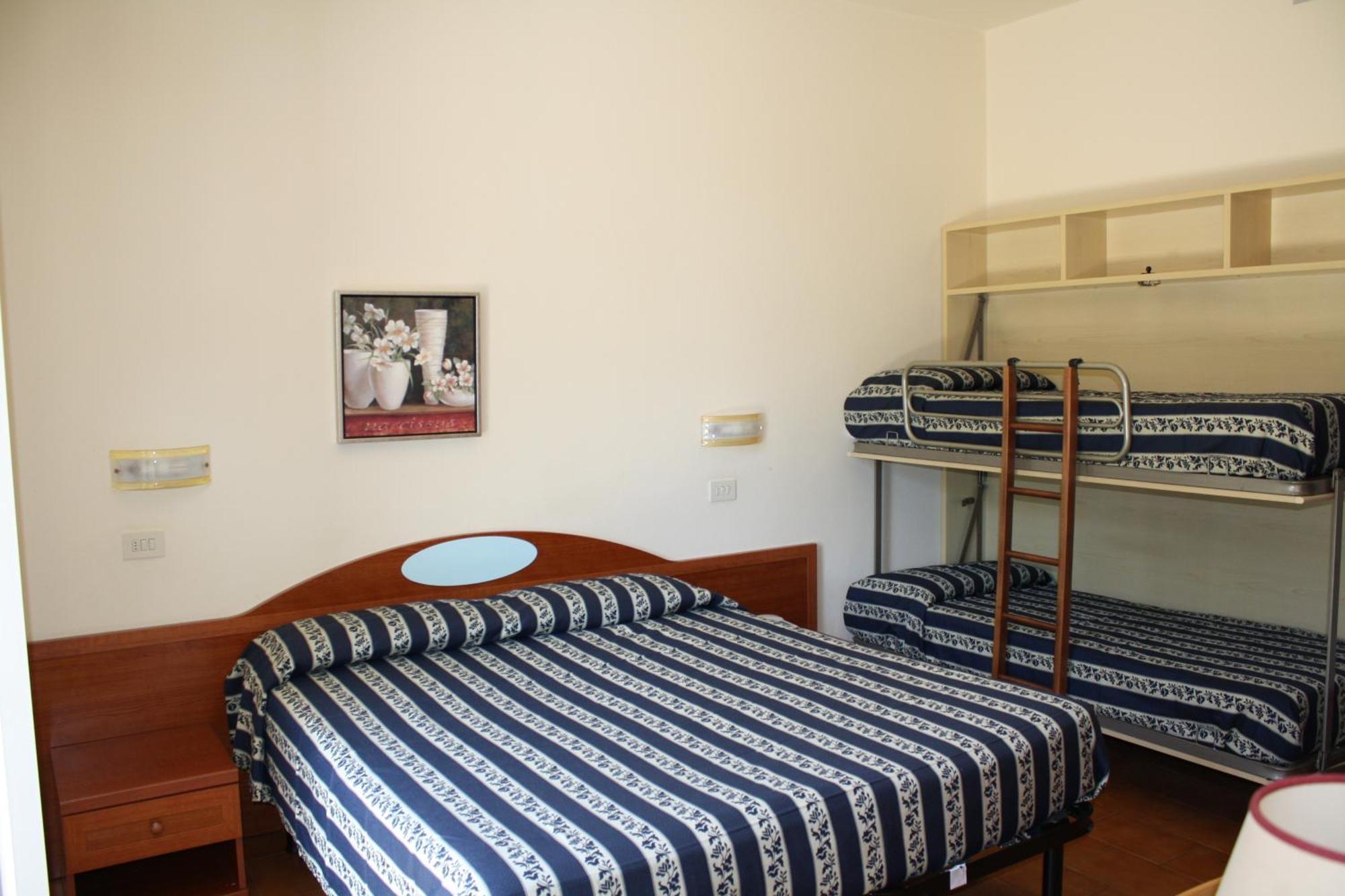Hotel Apuana Marina di Pietrasanta Quarto foto